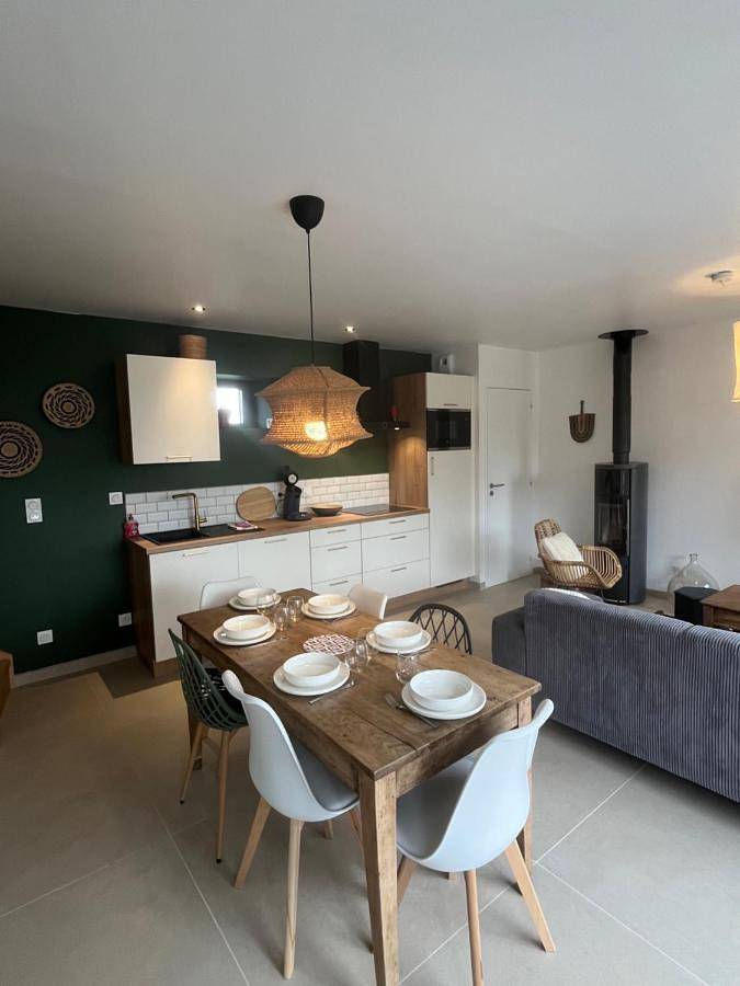 Location de vacances pour 6 personnes, avec jardin à Tanis