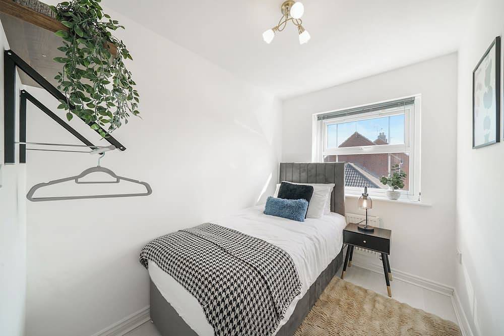 Weeklydeal|Relocation|Family|Wifi|Sleeps6 in Aylesbury, Buckinghamshire