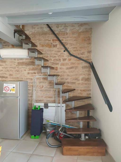 Appartement entier, Two-Bedroom Apartment in Sombernon, Région de Dijon