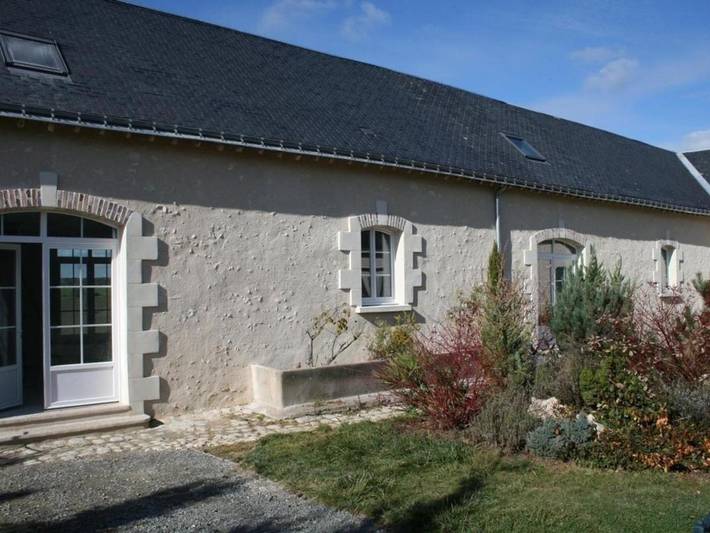 Location de vacances pour 12 personnes, avec terrasse et jardin ainsi que piscine et sauna à Rillé - 3