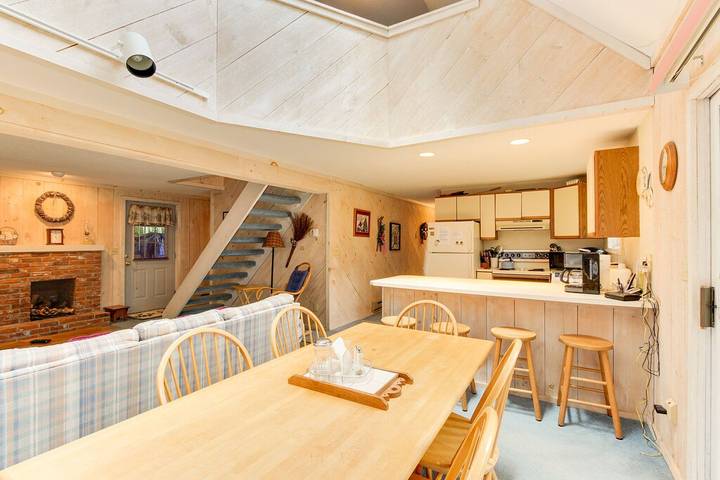 Blockhütte für 8 Personen, mit Balkon und Garten - 1