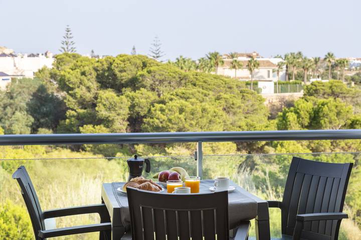 Ferienwohnung für 5 Personen, mit Terrasse und Garten sowie Pool - 1