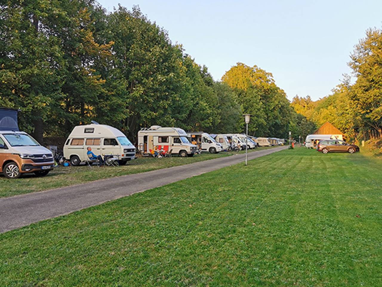 Mietunterkünfte Naturcampingplatz Bad Mergentheim - Mobilheim Pionier, 2 Schlafzimmer, Terrasse, max. 2 Erwachsene und 2 Kinder in Bad Mergentheim, Taubertal