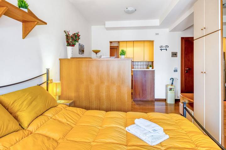 Appartamento intero, Guesthost - Lovely Studio with balcony in Perugia in Perugia, Perugia e dintorni