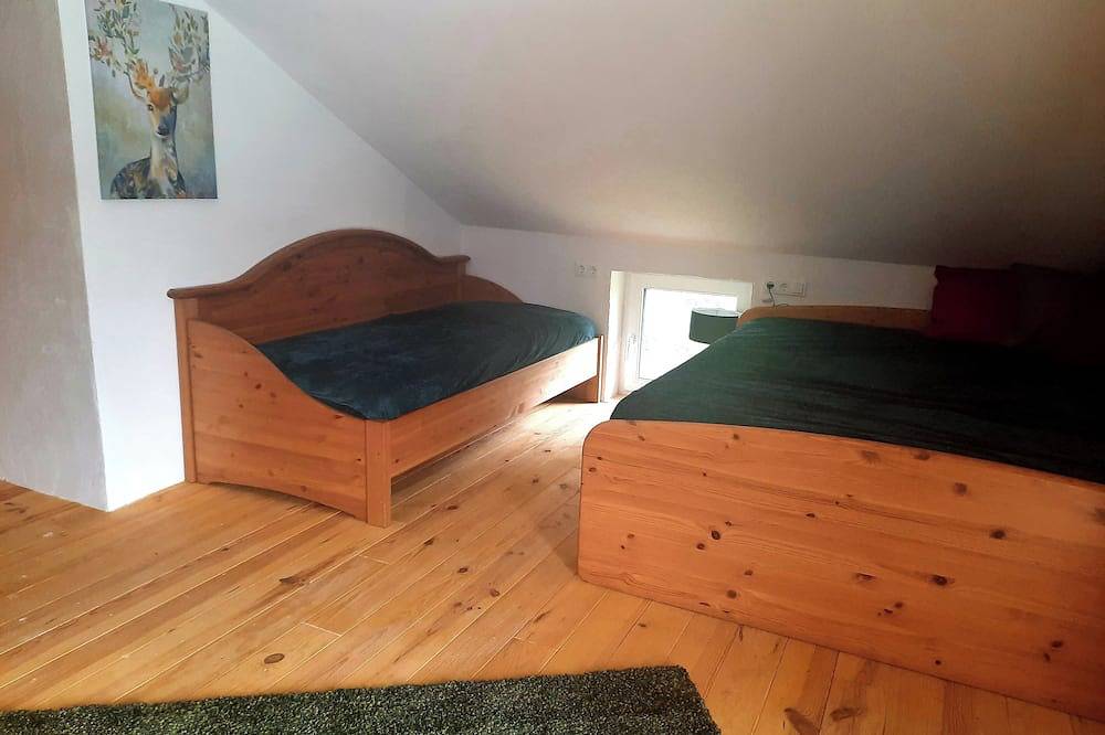 Ganze Wohnung, Zwischen Nord- und Ostsee 🌊Ferienwohnung Xxl direkt am Fluss Treene in Treia, Grünes Binnenland