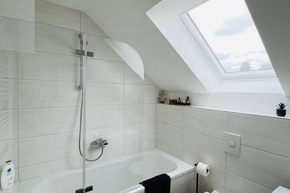 Ganze Wohnung, Gutshof von Gemünden Ferienwohnung 1 in Bernau bei Berlin, Barnimerland Region