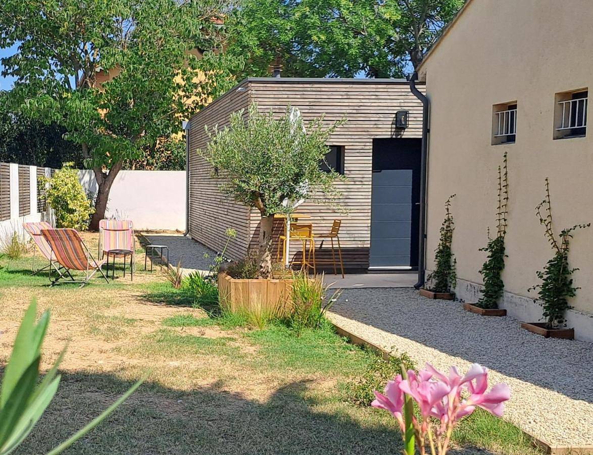 One-Bedroom House in Pertuis, Parc naturel régional du Luberon