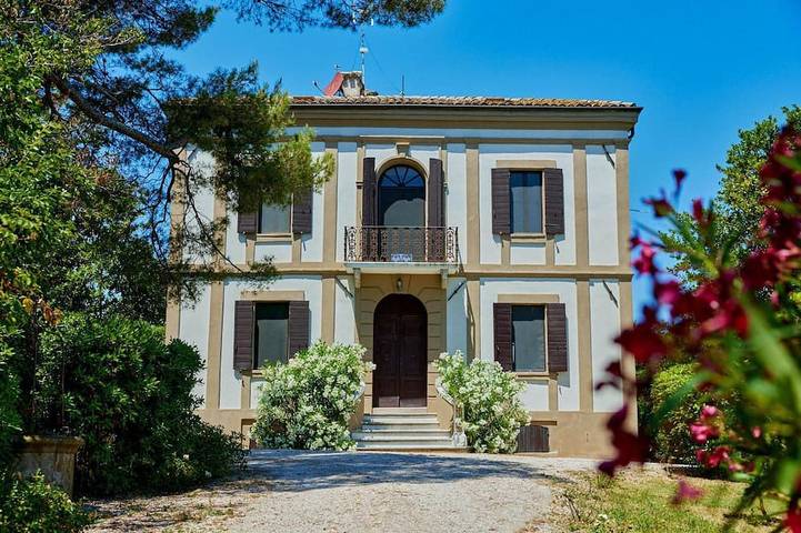 Villa Tenuta Belgatto - Private villa, 6 bedrooms, pool, sea view, Marche in Fano, Fano (Municipality)