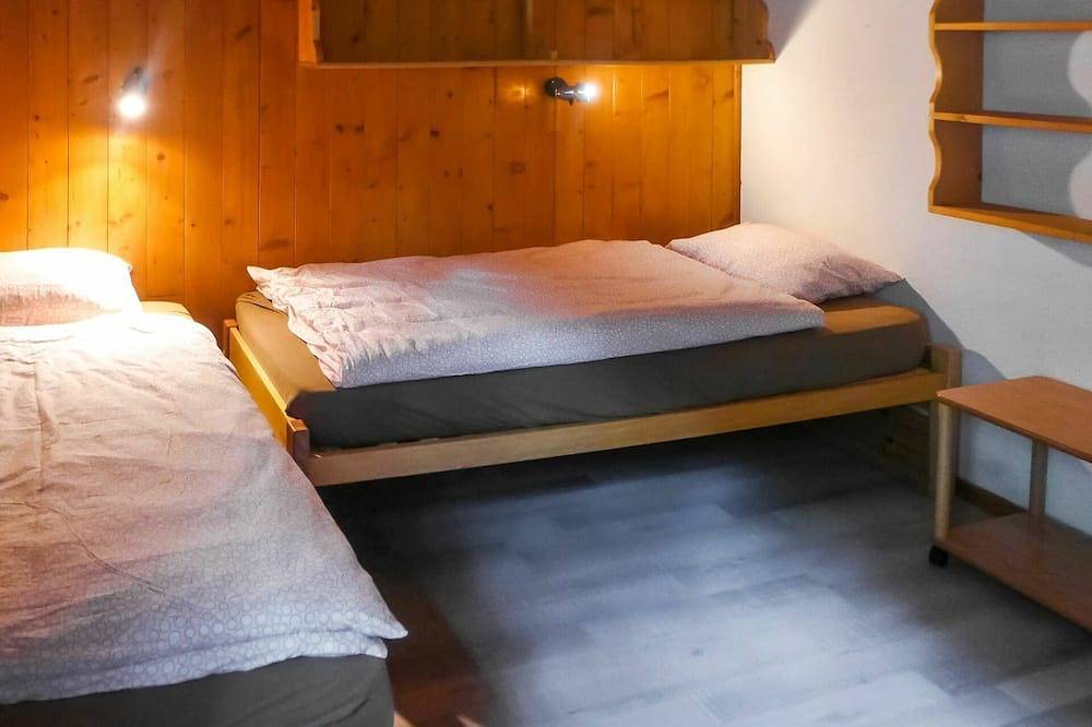 Ganze Wohnung, Gemütliche Wohnung für 6 Personen mit  W-Lan, Tv und Balkon in Vers-l'Église, Ormont-Dessus (Les Diablerets)