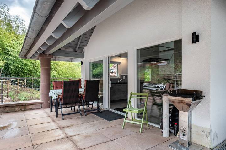 Gîte pour 5 personnes, avec jardin à Schramberg
