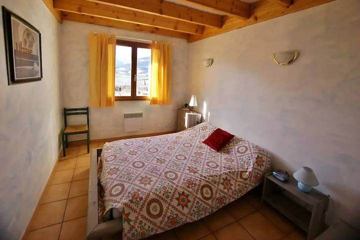 Location de vacances pour 8 personnes, avec balcon à Saint-Pons (Alpes-de-Haute-Provence) - 2