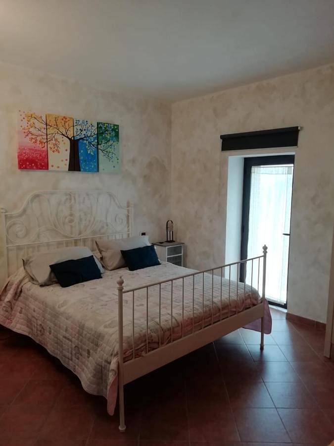 Bed and breakfast per 3 persone, con piscina per bambini e piscina nonché giardino e panorama, con animali domestici - 1