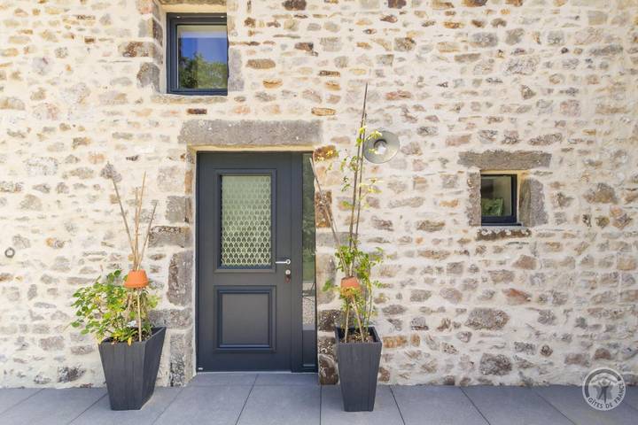Gîte pour 12 personnes, avec jardin à Les Moitiers-d'Allonne - 4