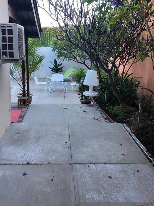 Location de vacances pour 6 personnes, avec piscine et jardin à Koungou - 2