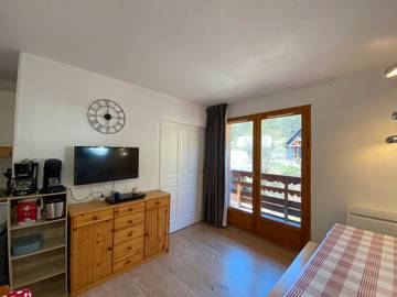 Gîte pour 6 personnes, avec balcon et sauna dans Risoul 1850