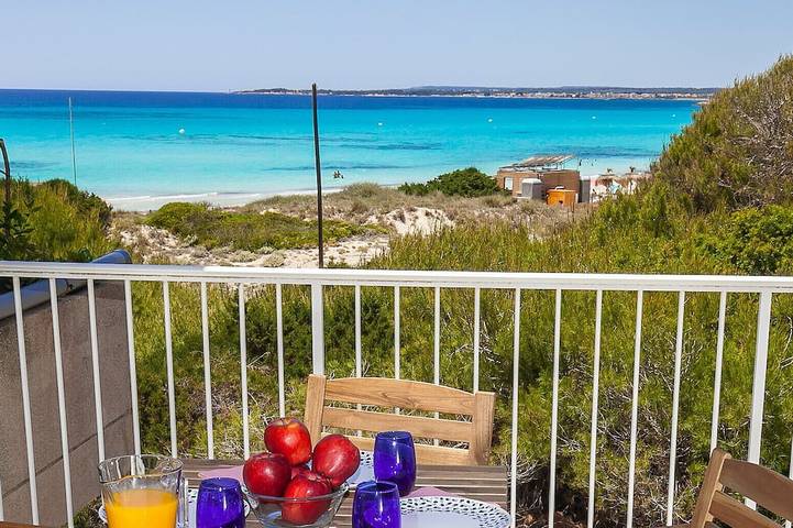 Apartamento para 6 personas, con terraza en Ses Covetes