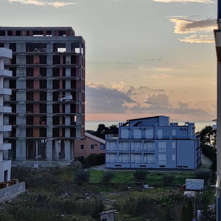Appartement de vacances pour 5 personnes, avec vue ainsi que piscine et jardin