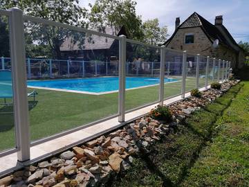 Gîte pour 8 personnes, avec piscine ainsi que jardin et terrasse, animaux acceptés dans Gouffre de Padirac