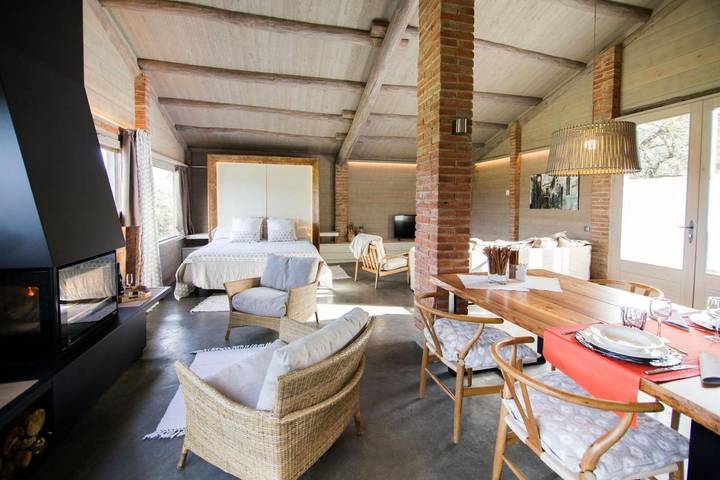 Casa rural para 2 personas, con Jacuzzi y Terraza además de Jardín y Piscina en Castellar del Riu - 4