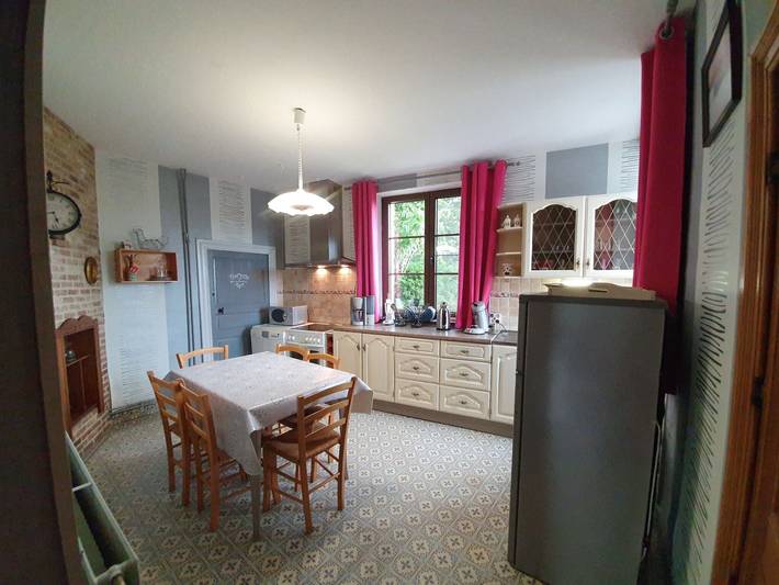 Location de vacances pour 8 personnes, avec jardin, animaux acceptés à Doische - 2