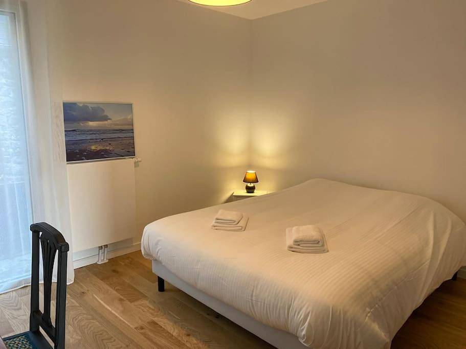 Appartement entier, Two-Bedroom Apartment in Granville, Côte de la Déroute