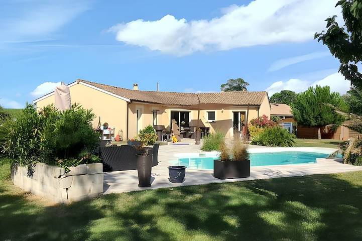 Villa pour 6 personnes, avec jardin - 1