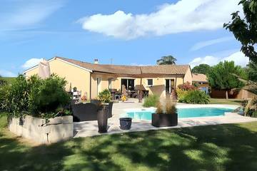 Cottage pour 6 personnes, avec jardin à Saint-Martin-Lacaussade