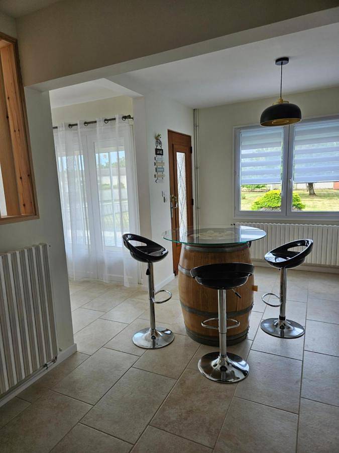 Location de vacances pour 6 personnes, avec terrasse, animaux acceptés à Saint-Germain-du-Seudre - 3