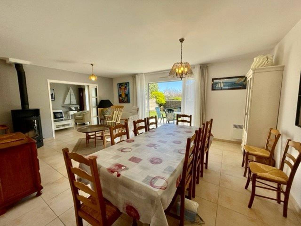 Modern 5-Room House in Calm Area, Near Beach, Sleeps 8, Pet-Friendly in Quiberon, Côte des Mégalithes