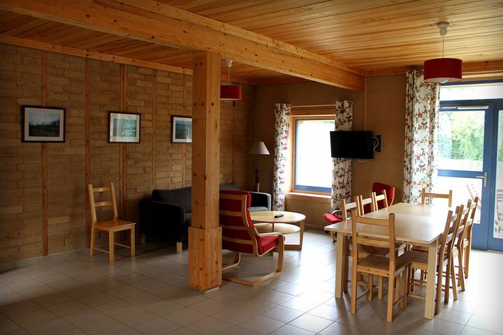 Gîte pour 8 personnes, avec jardin