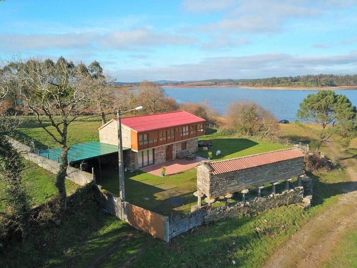 Vakantiehuis voor 10 personen, with uitzicht and uitzicht op het meer as well as tuin - 1