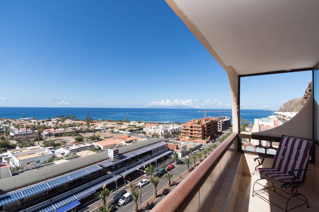 Apartamento vacacional entero, Apartment for 3 persons  + 1 child approx. 55 qm in Palm Mar, Tenerife (West coast of Tenerife) in Palm-Mar, Arona 