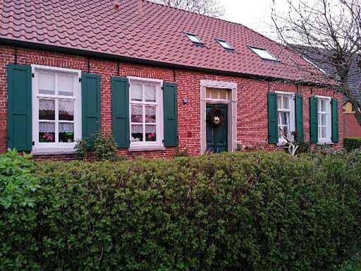 Ganze Wohnung, Alte Pastorei in Hinte, Landkreis Aurich