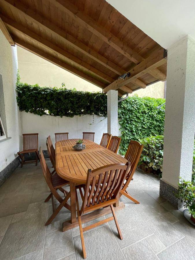 Location de vacances pour 6 personnes, avec jardin, adapté aux familles dans Brusimpiano - 4