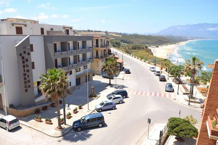 Aparthotel para 4 personas, con vistas y balcón - 1
