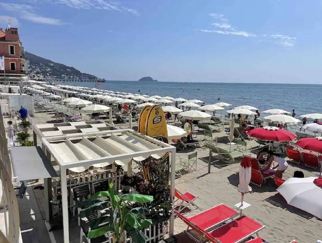 Alassio Beach House - Seaside Relaxed Living in Alassio, Riviera di Ponente