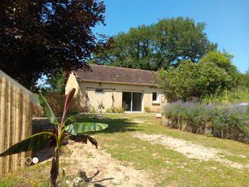 Gîte pour 5 personnes, avec jardin, animaux acceptés à Frayssinet