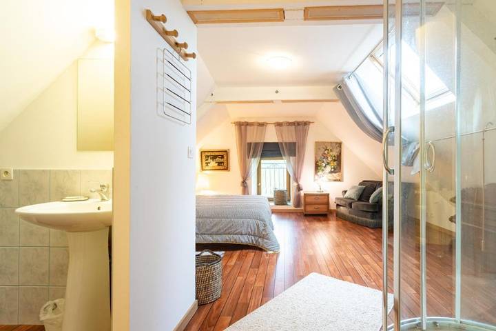 Location de vacances pour 2 personnes, avec jardin et terrasse à Saint-Martin-des-Prés - 4