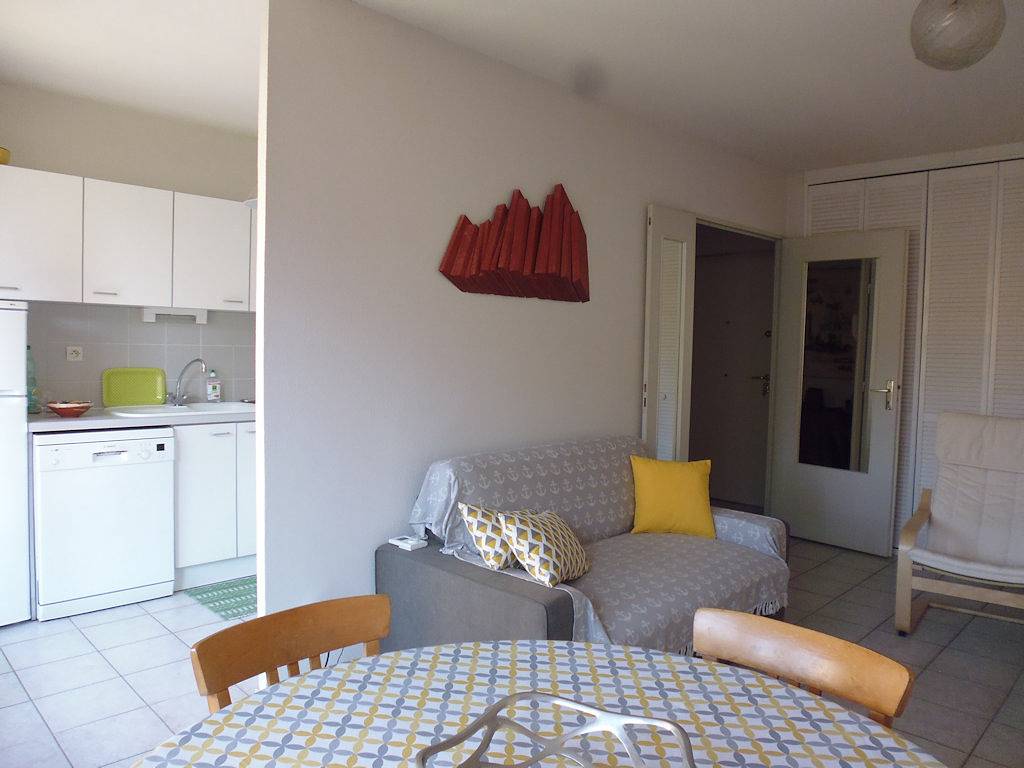 Appartement entier, Appartement centre-ville, balcon, vue dégagée viltrès lumineux in Sète, Côte d'Améthyste