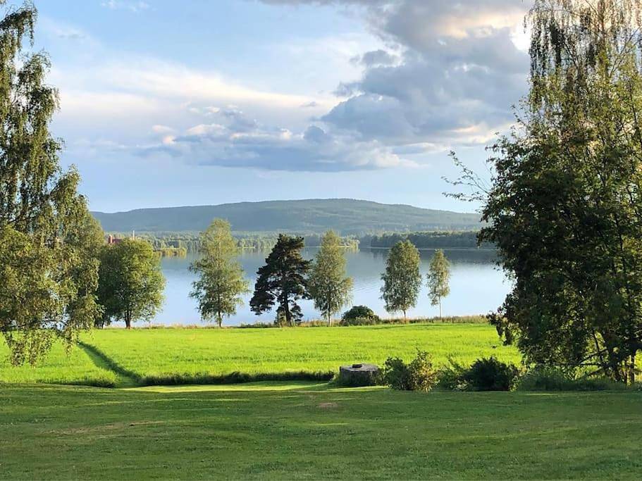 Idyllic Dalarna farmhouse at the lake in Leksand, Dalarna