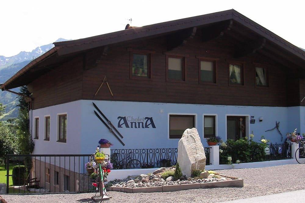 Ganze Wohnung, Großes (80 m²) Apartment mit direkten Blick in den Nationalpark Bergen in Uttendorf, Pinzgau