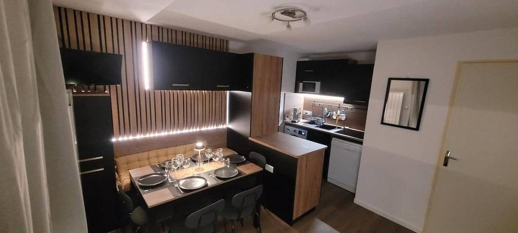 Holiday apartment for 6 people, with balcony - 1