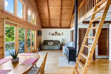 Glamping for 6 Guests in Blue Ridge Mountains, West Virginia, Picture 2