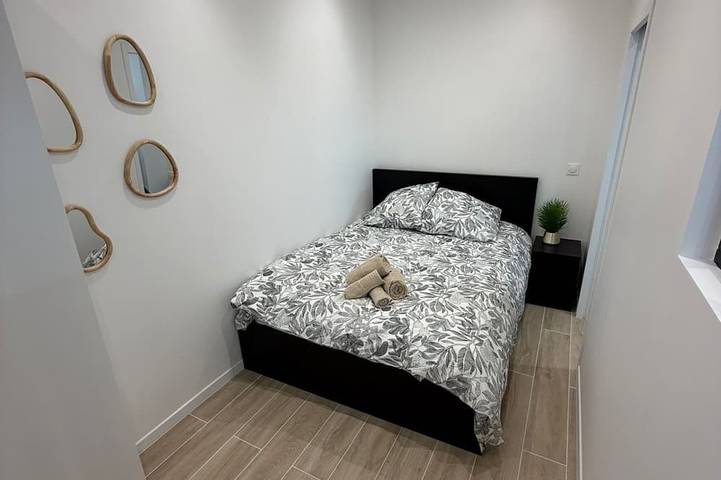 Ganze Wohnung, 2-room apartment, new/fully renovated, sleeps 4 in Montrouge, Hauts-de-Seine