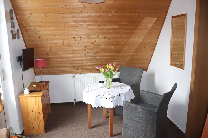 Ferienwohnung, mit Balkon und Garten sowie Seeblick in Wieck am Darß - 2