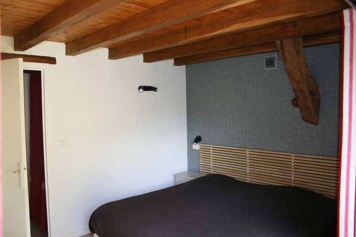 Location de vacances pour 5 personnes, avec jardin et terrasse à Montgesty - 4