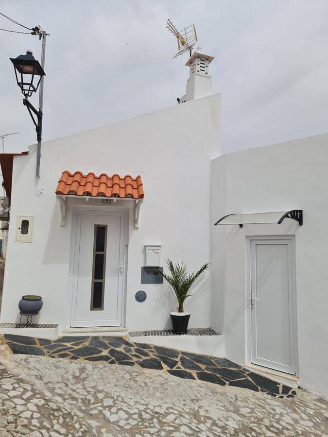 Casa de férias para 6 pessoas, com Varanda e Terraço e ainda Jardim and Piscina em Portel