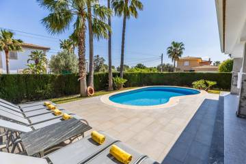 Villa in Pollença, Serra de Tramuntana für 8 