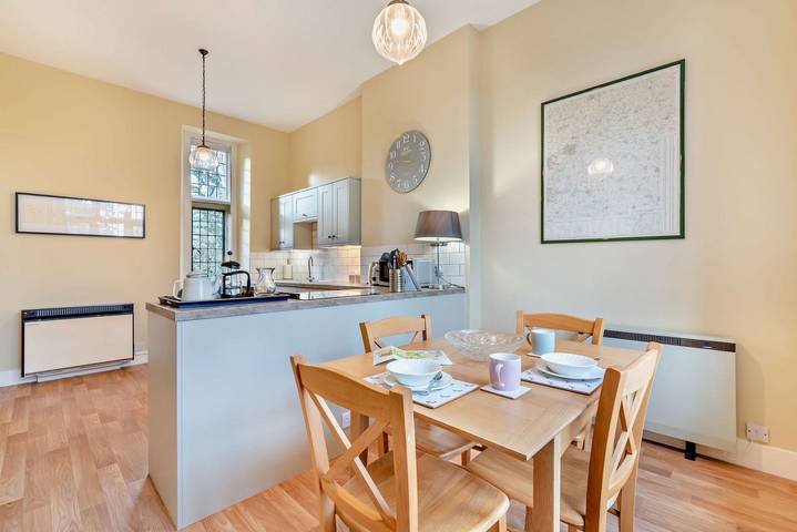 Entire apartment, Miserden Park Flat in Stroud, Gloucestershire