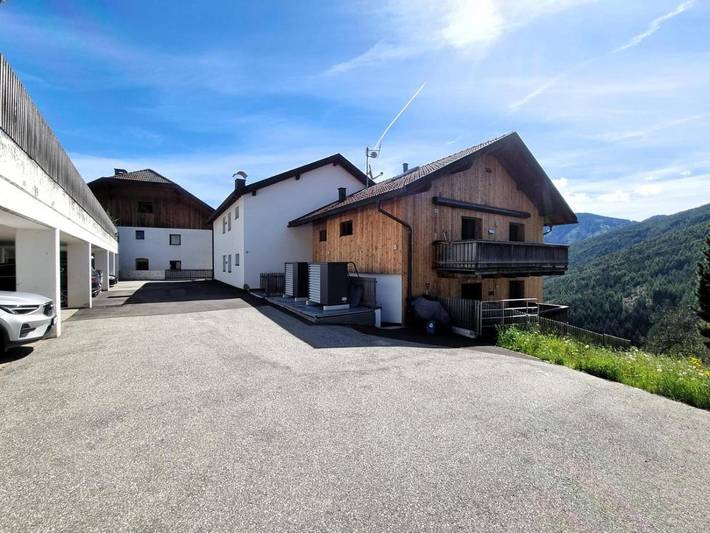 Ferienwohnung für 5 Personen, mit Ausblick und Garten, mit Haustier in Olang